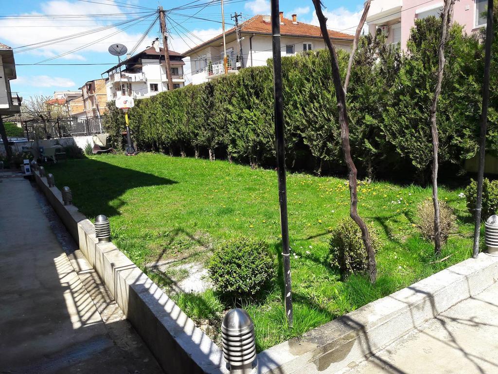 Apartments Teodora Ohrid Exterior photo